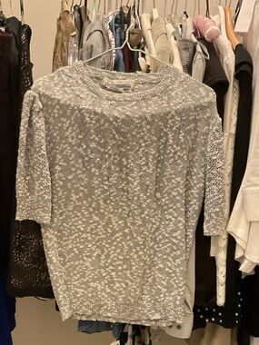 Simon Chang Gray & White Knit Short-Sleeve Sweater Top 👵🏼MT